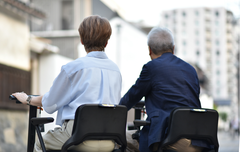 ROBOOTER J+VISION<br>2025年11月25日から一般販売スタート